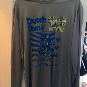 Dutch Bros “Dutch Run 92” Long Sleeve Performance Tee | Gray | Unisex